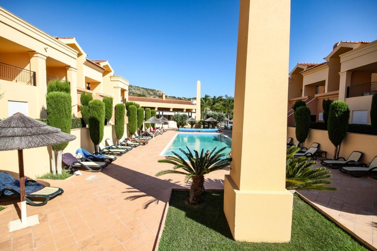 Luxury Apartment - T1 Vue Sur Piscine - Praia Da Luz Екстер'єр фото